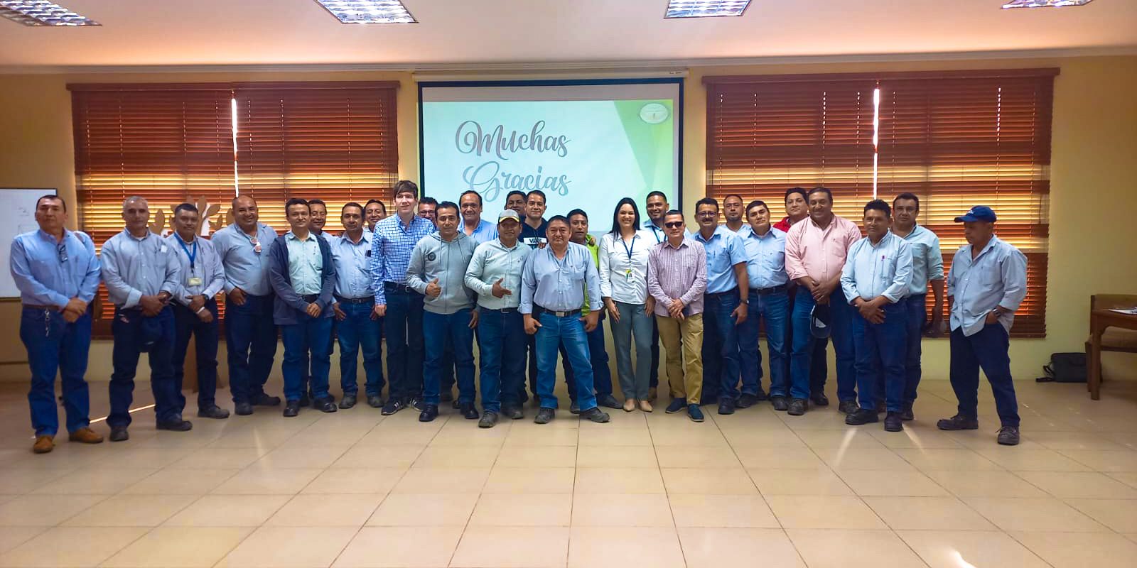 CLAUSURA DE CHARLAS DICTADAS POR CAMPA A TRABAJADORES DEL INGENIO SAN CARLOS