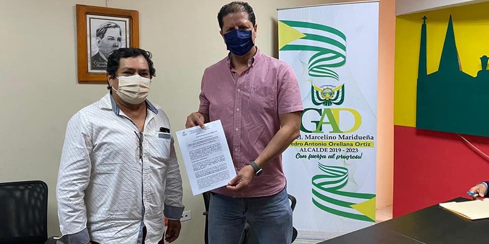 FIRMA DE CONTRATO MERCADO